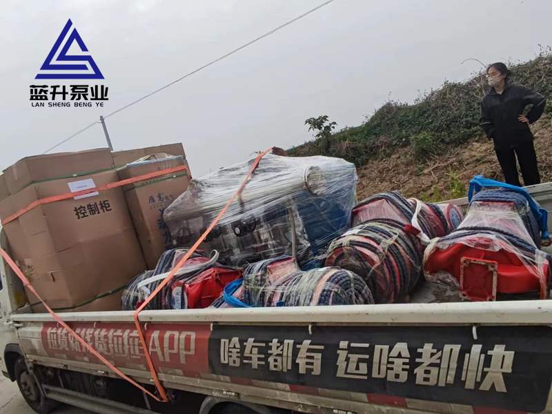 濟(jì)南齊魯軟件園消火栓泵噴淋泵及配套控制柜發(fā)貨 濟(jì)南齊魯軟件園消火栓泵噴淋泵及配套控制柜發(fā)貨